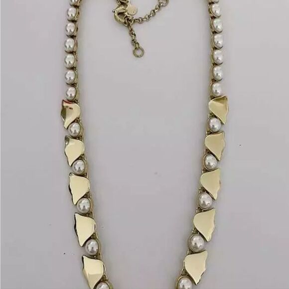 LOFT GOLD TONE FAUX PEARLS 21"-24" NECKLACE+EARRINGS SET NWOT - Picture 2 of 3